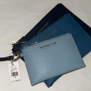 Michael kors jet set travel wristlet